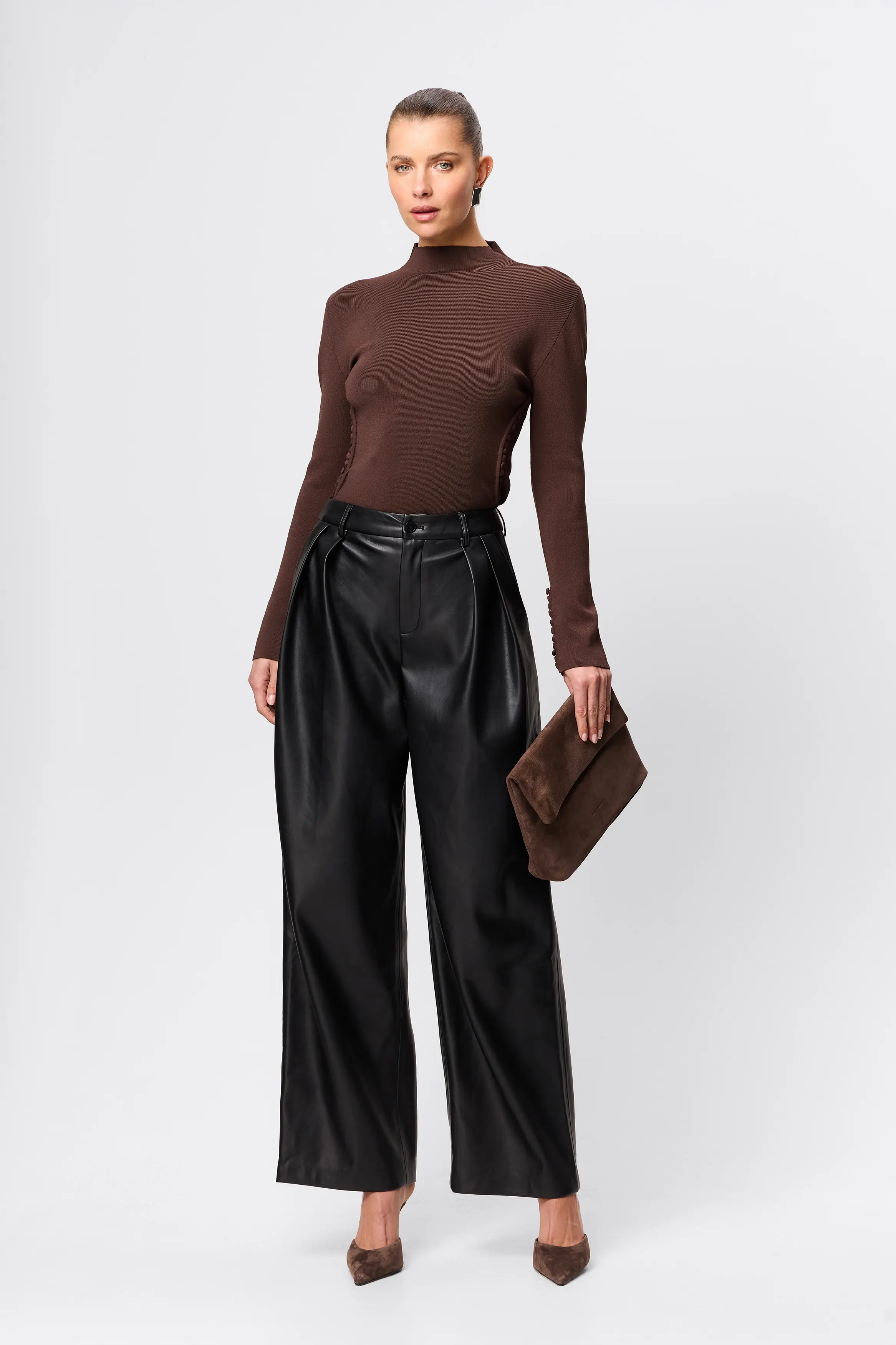 Fairfax Pleated Wide Leg Trouser - Image 6