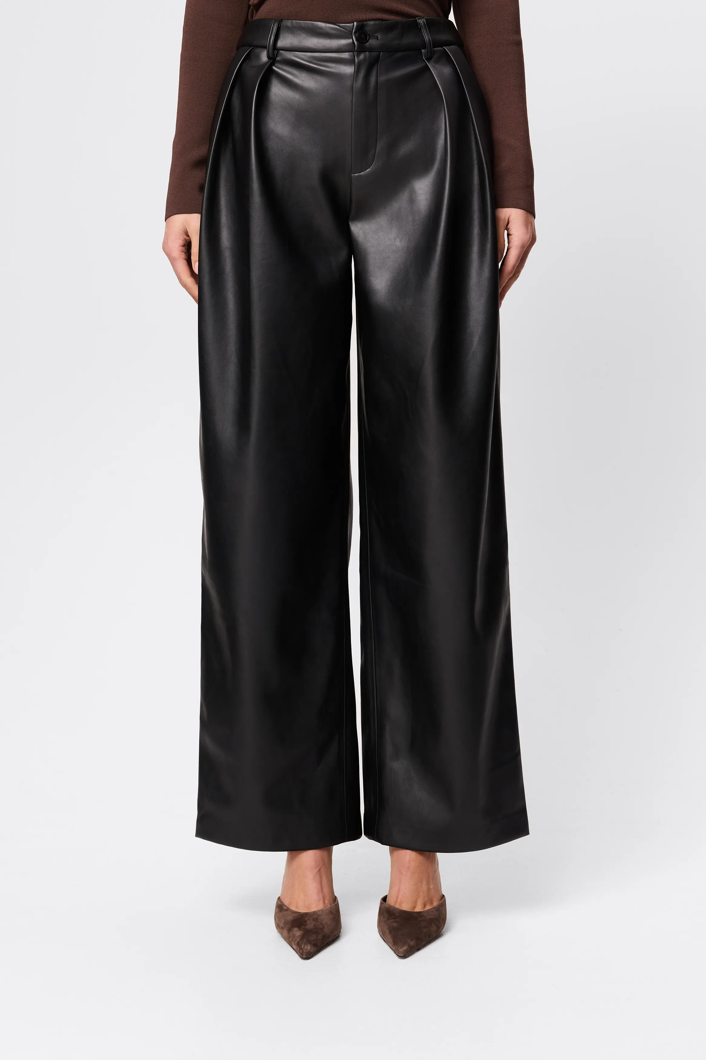Fairfax Pleated Wide Leg Trouser - Image 7