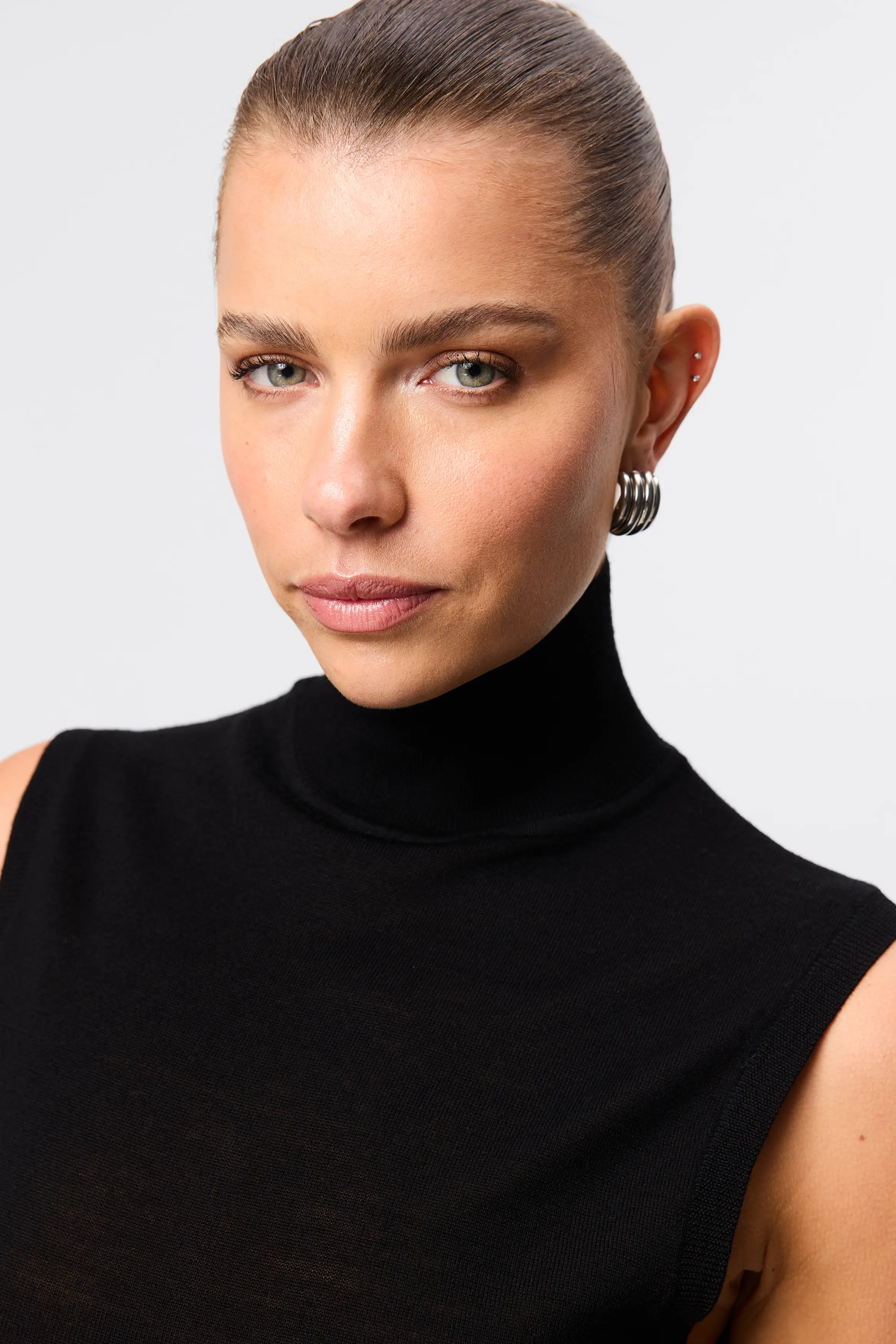 Harlow Turtleneck - Image 5