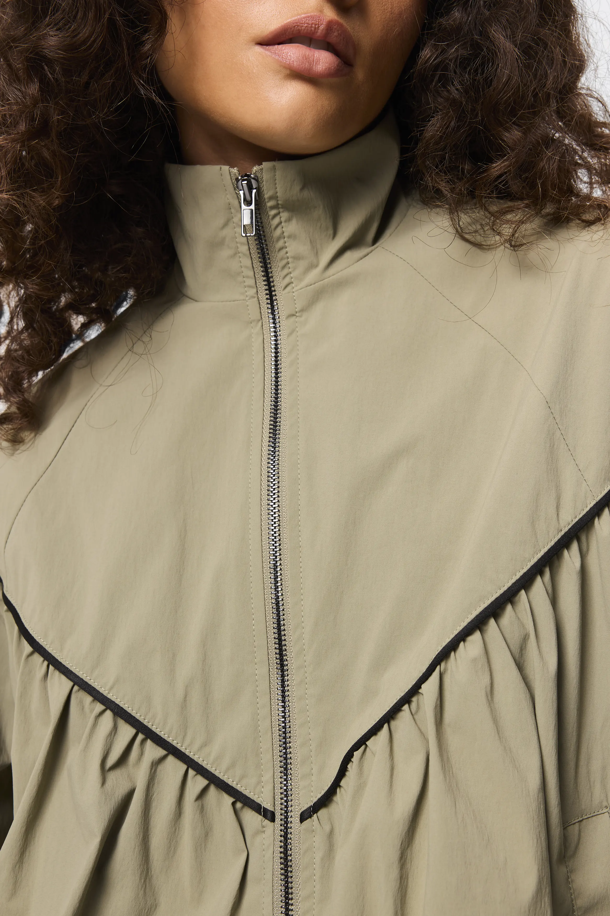 Overturn Jacket - Image 3