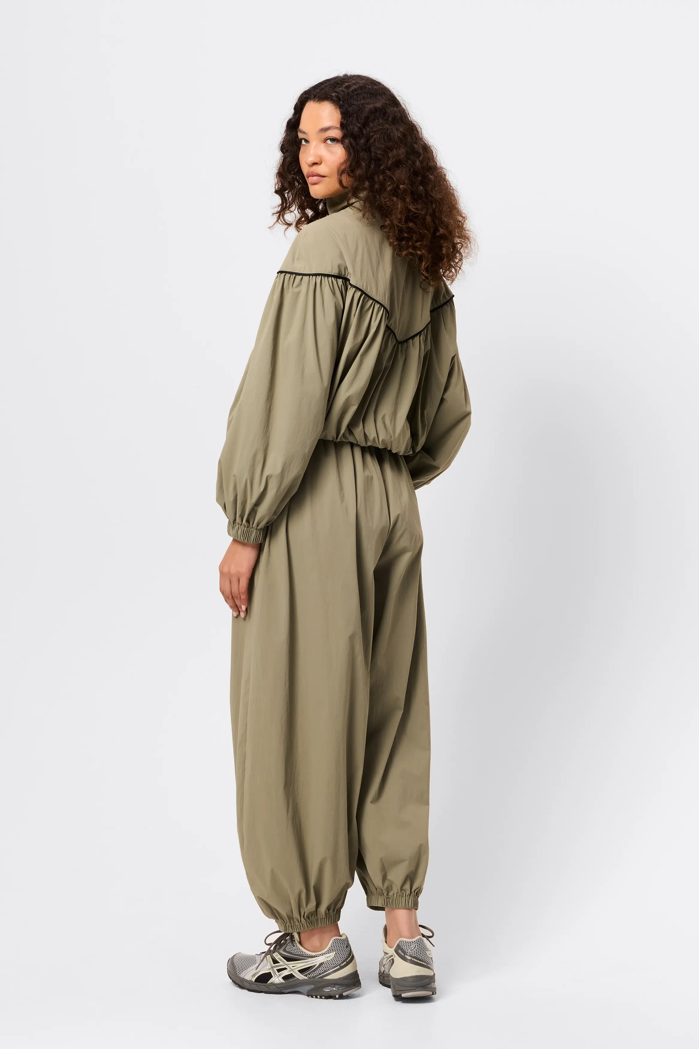Overturn Jacket - Image 9